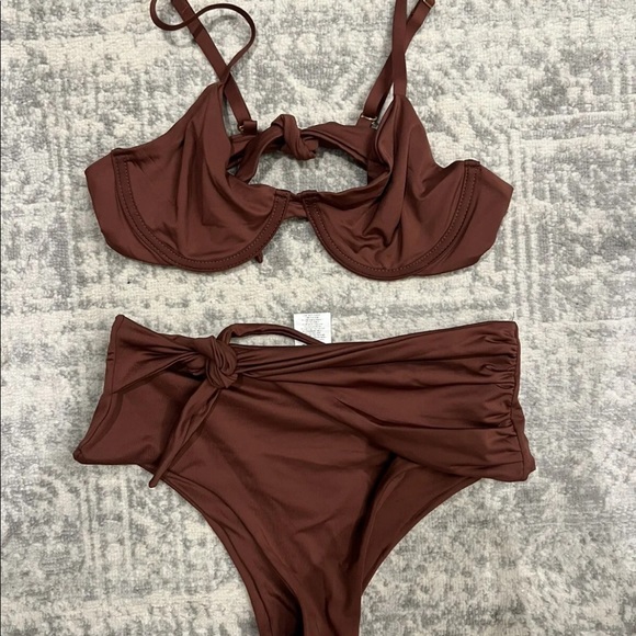 BOAMAR Metzy Bikini Swimsuit Underwire High Waist Revolve S/M - Picture 3 of 5